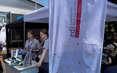 MINT zum Anfassen: zdi-Community begeistert beim Tag der offenen Tür am Flughafen MGL