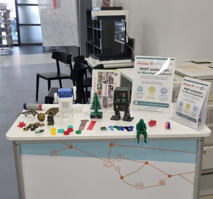 Galaktische Technikwerkstatt begeistert bei Bibliothekseröffnung